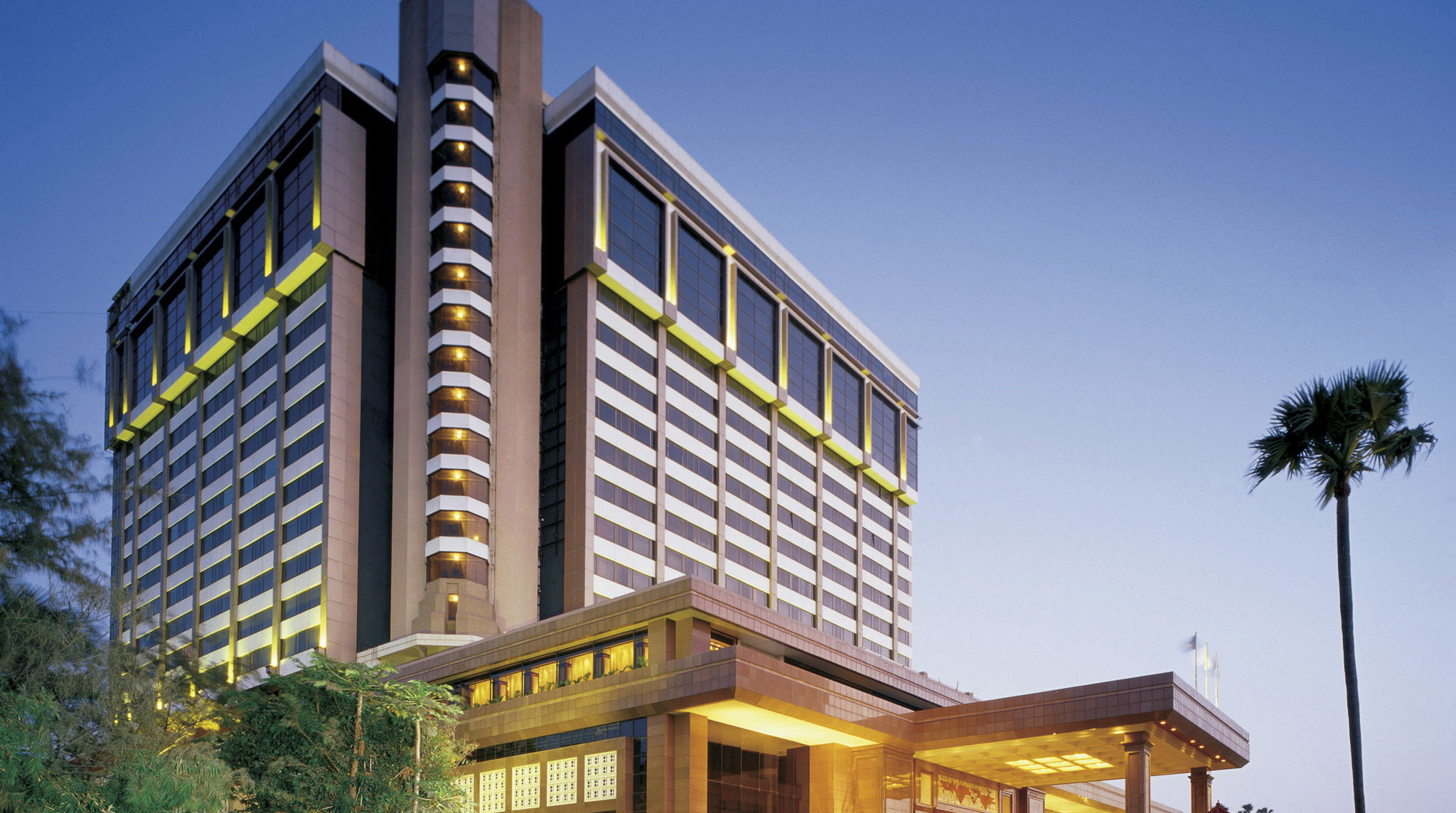 Taj Lands End, Mumbai